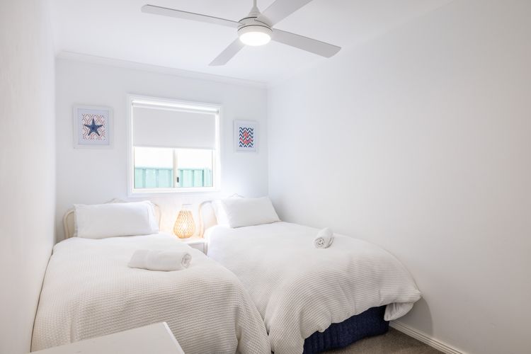 Shells on the Shore 2, 9 Lentara St – Air Con, Wi-Fi, Linen, Bed Making