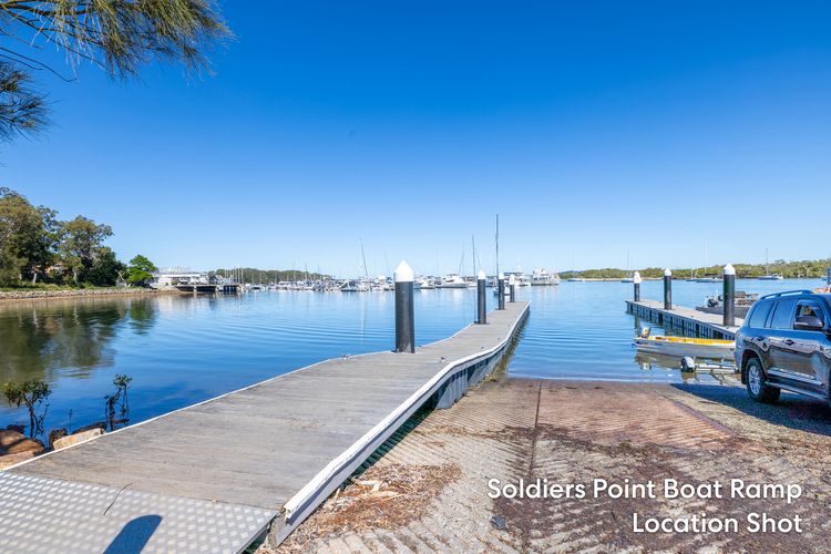 The Pelicans, 6/53 Soldiers Point Rd – stunning waterfront unit