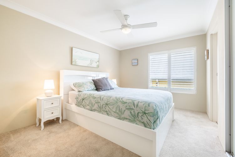 The Pelicans, 6/53 Soldiers Point Rd – stunning waterfront unit