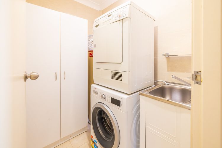 The Pelicans, 6/53 Soldiers Point Rd – stunning waterfront unit