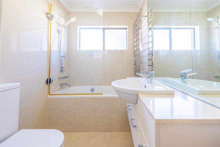 The Pelicans, 6/53 Soldiers Point Rd – stunning waterfront unit