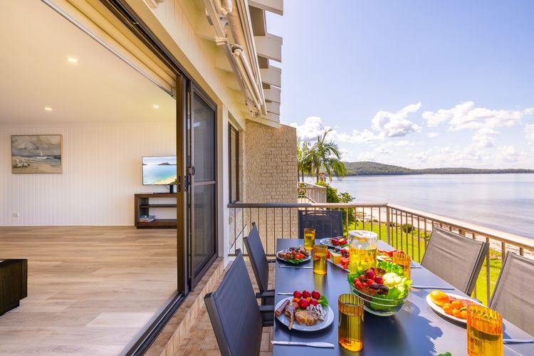 The Pelicans, 6/53 Soldiers Point Rd – stunning waterfront unit