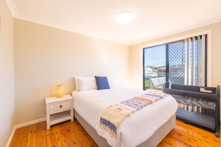 Robinson Retreat, 3 Robinson St – 4 bedrooms, 2 bathrooms, air con and Wi-Fi