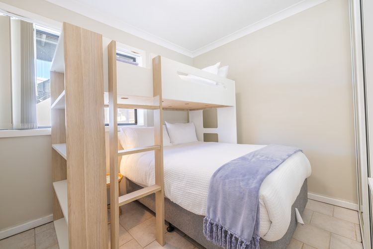 Robinson Retreat, 3 Robinson St – 4 bedrooms, 2 bathrooms, air con and Wi-Fi