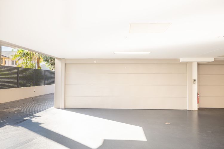 Kingfisher, 6/5-7 Ondine Cl – stunning unit with ducted air conditioning and WiFi