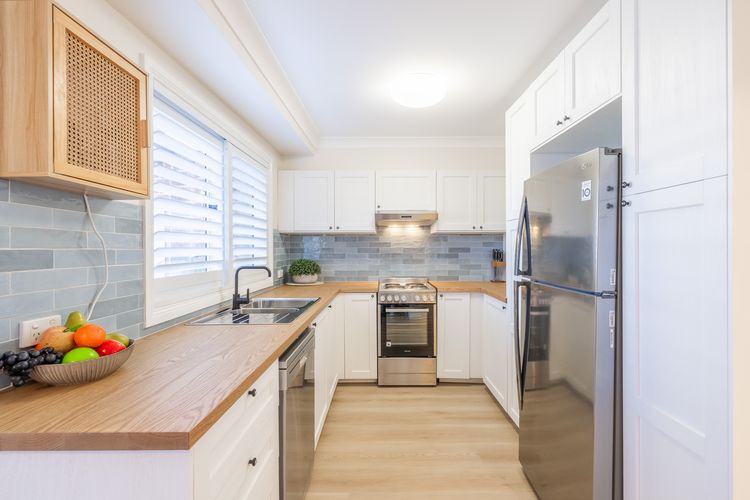 Crystal by the Bay, 4/4-6 Crystal Cl – Wifi, Air Con and Coffee machine