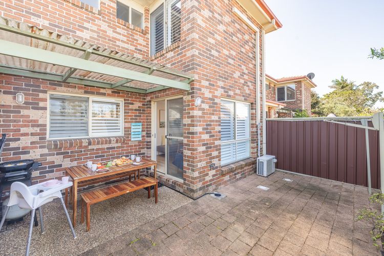 Crystal by the Bay, 4/4-6 Crystal Cl – Wifi, Air Con and Coffee machine