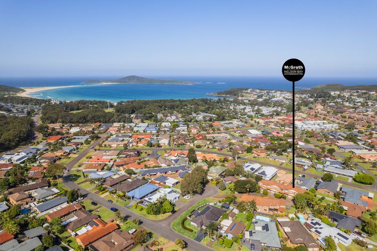 Crystal by the Bay, 4/4-6 Crystal Cl – Wifi, Air Con and Coffee machine