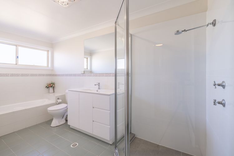 Crystal by the Bay, 4/4-6 Crystal Cl – Wifi, Air Con and Coffee machine