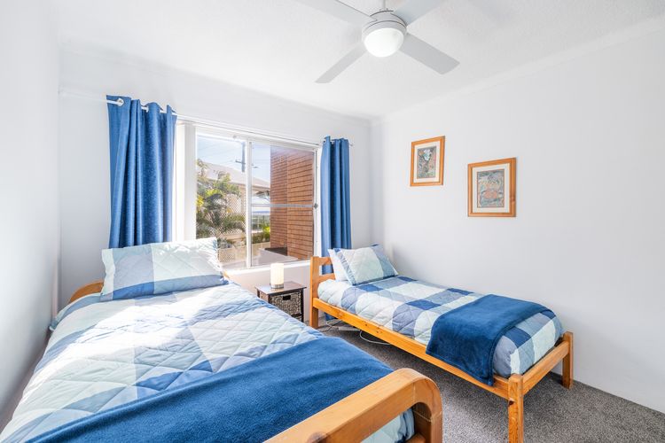 Bella Vista, 2/19 Shoal Bay Rd – 1st floor with waterviews and aircon