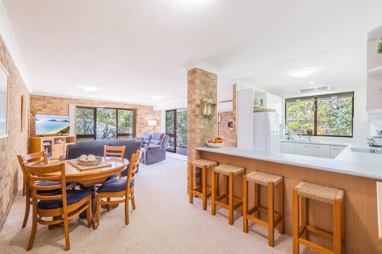 9/12 Weatherly Cl – Air Con, Secure parking close to the water