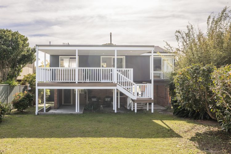 Shoal Bay 83 , 83 Horace St – Air Conditioned home away from home