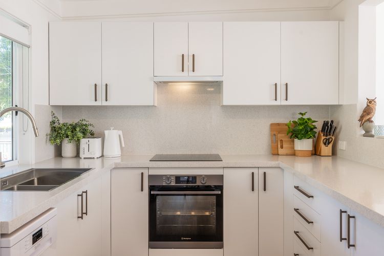 Shoal Bay 83 , 83 Horace St – Air Conditioned home away from home