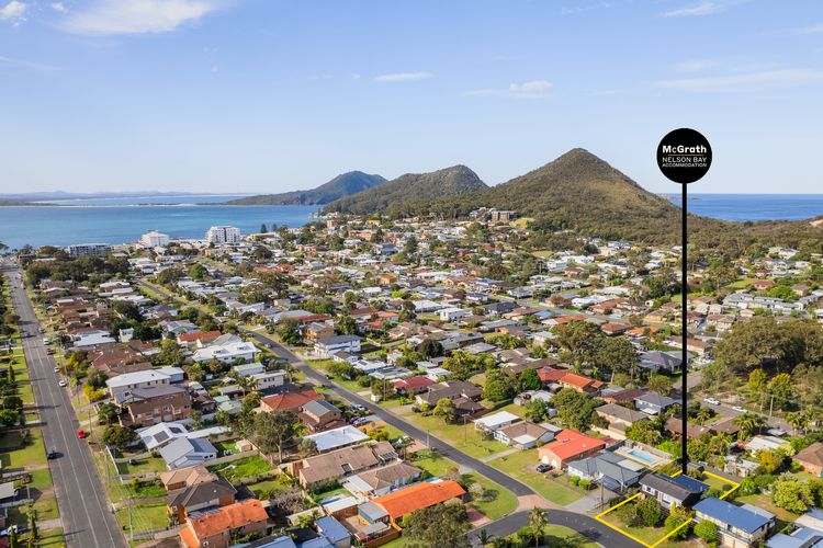 Shoal Bay 83 , 83 Horace St – Air Conditioned home away from home