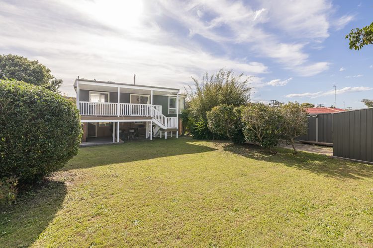 Shoal Bay 83 , 83 Horace St – Air Conditioned home away from home