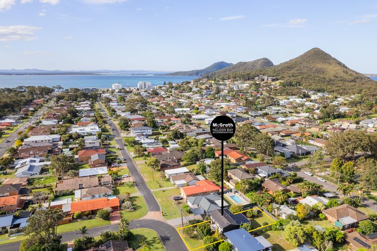 Shoal Bay 83 , 83 Horace St – Air Conditioned home away from home