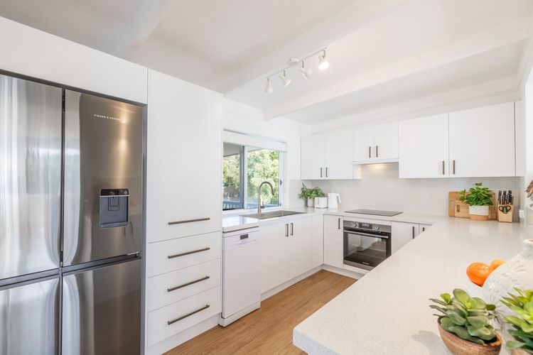 Shoal Bay 83 , 83 Horace St – Air Conditioned home away from home