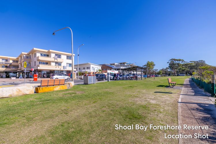 Summer Dayz Shoal Bay, 21B Tomaree Rd – ducted air and WiFi