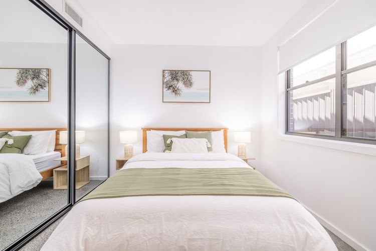 Summer Dayz Shoal Bay, 21B Tomaree Rd – ducted air and WiFi