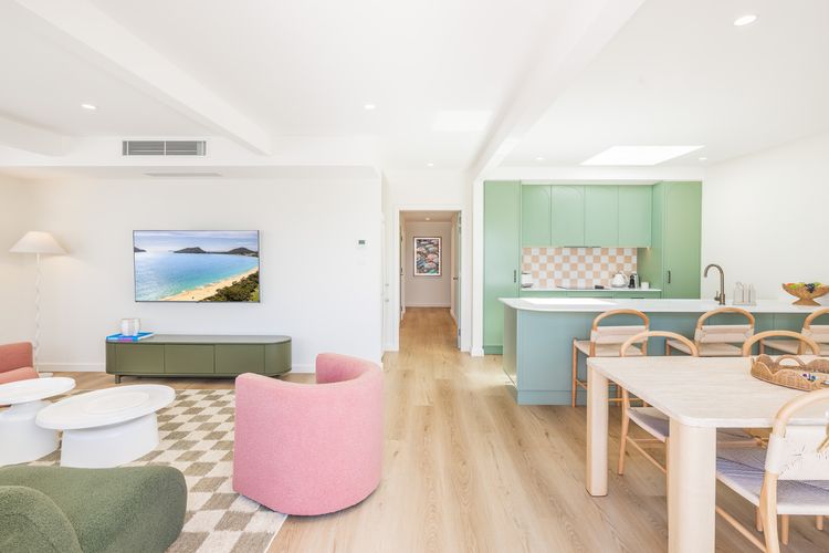 Ornos, 1/14 Market St – ducted air con, cot, highchair, Linen and Bed Making