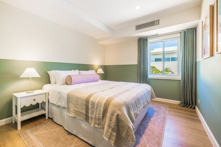 Ornos, 1/14 Market St – ducted air con, cot, highchair, Linen and Bed Making