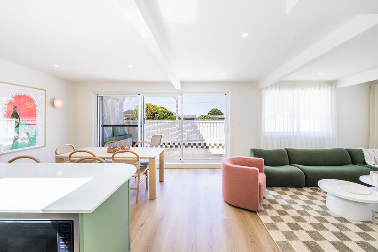Ornos, 1/14 Market St – ducted air con, cot, highchair, Linen and Bed Making