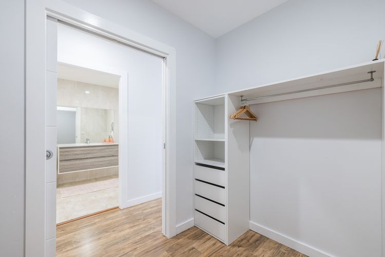 The Sweet Escape, 119B Shoal Bay Rd – location, air con, linen, Wi-Fi