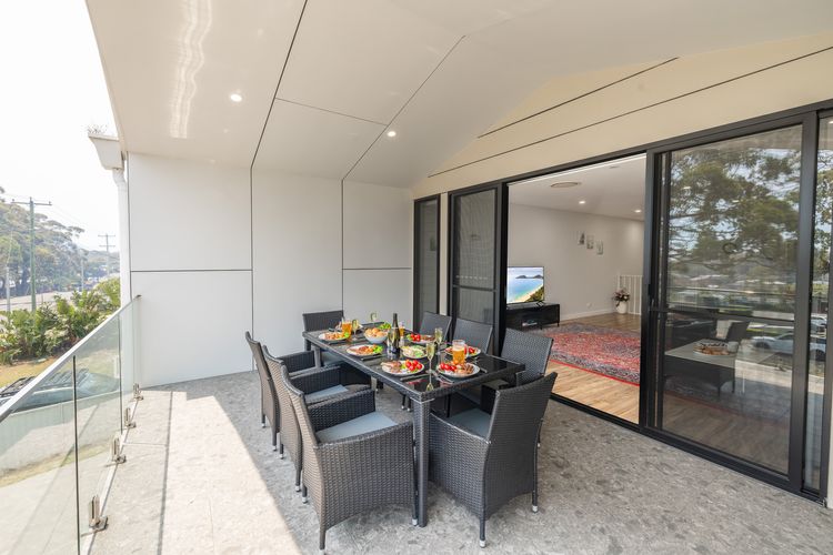 The Sweet Escape, 119B Shoal Bay Rd – location, air con, linen, Wi-Fi