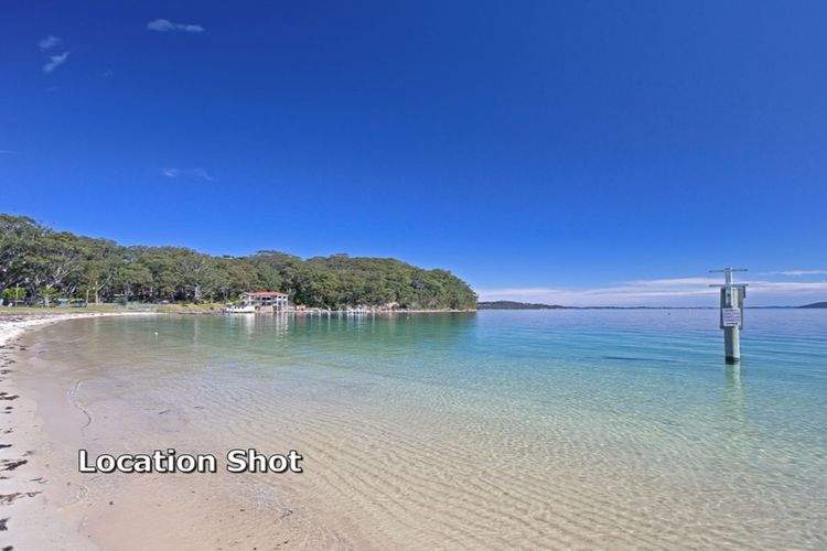 The Sweet Escape, 119B Shoal Bay Rd – location, air con, linen, Wi-Fi