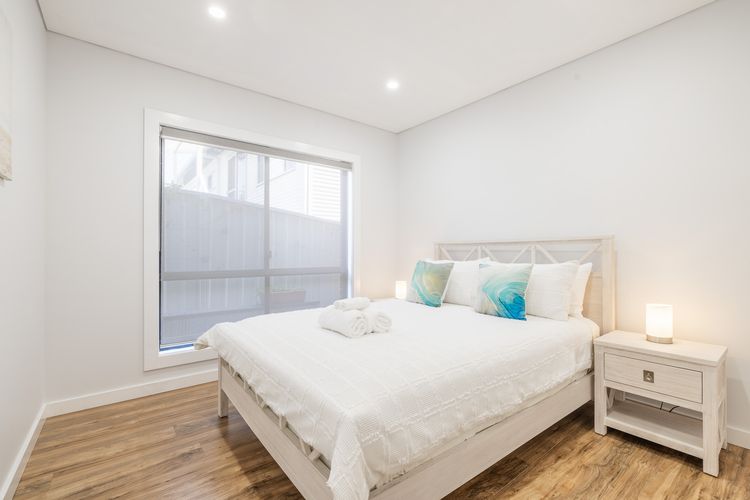 The Sweet Escape, 119B Shoal Bay Rd – location, air con, linen, Wi-Fi