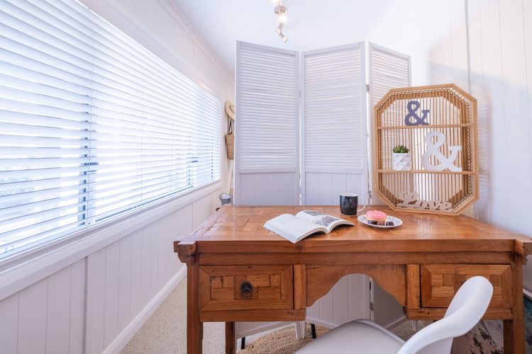 Retreat at Nelson, 2 Hough St – air conditioned, Wi-Fi, Linen and Bed Making