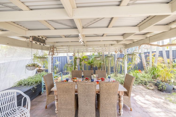 Retreat at Nelson, 2 Hough St – air conditioned, Wi-Fi, Linen and Bed Making