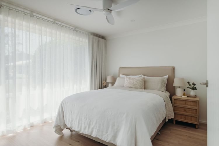 Bay House Shoal Bay, 36 Government Rd – ducted air conditioning, boat parking, linen and only 450 metres to the water