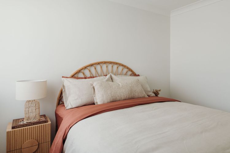 Bay House Shoal Bay, 36 Government Rd – ducted air conditioning, boat parking, linen and only 450 metres to the water