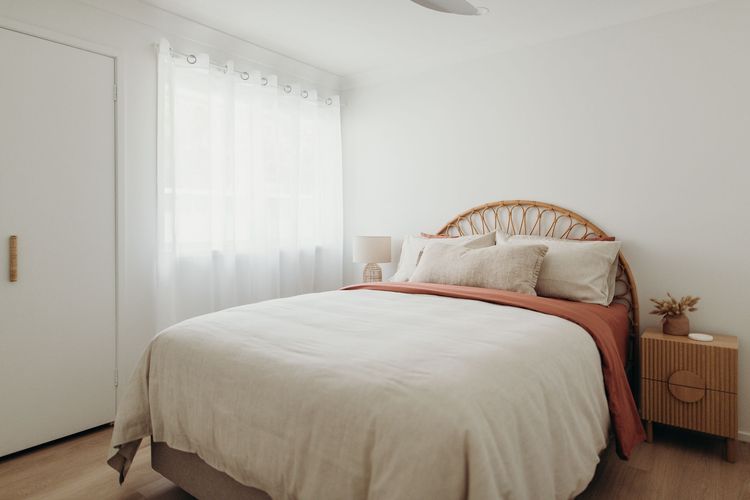 Bay House Shoal Bay, 36 Government Rd – ducted air conditioning, boat parking, linen and only 450 metres to the water