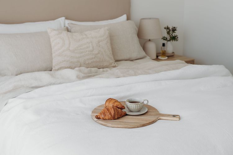 Bay House Shoal Bay, 36 Government Rd – ducted air conditioning, boat parking, linen and only 450 metres to the water