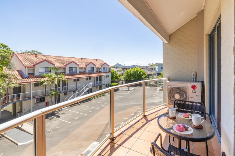 Nelson Bay Breeze Apartments, 33/1 Trafalgar St – Aircon, Wi-Fi, Linen, Pool