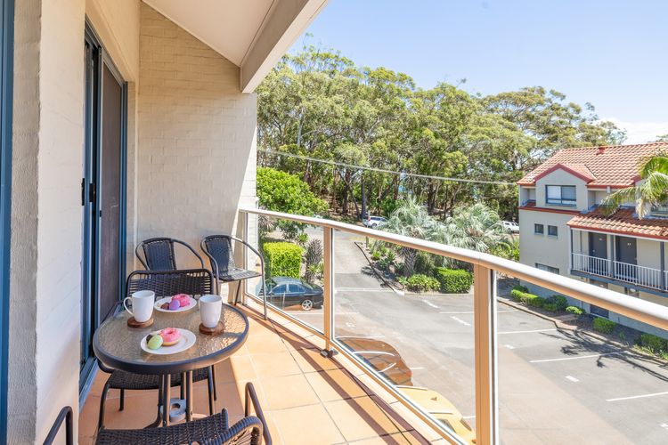 Nelson Bay Breeze Apartments, 33/1 Trafalgar St – Aircon, Wi-Fi, Linen, Pool