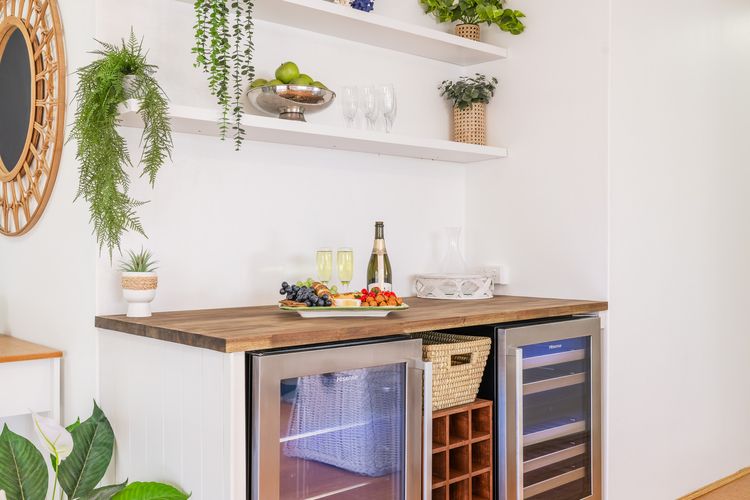 Cottage Court, 3/6-10 Weatherly Cl – Air Con, WiFi, Garage Parking