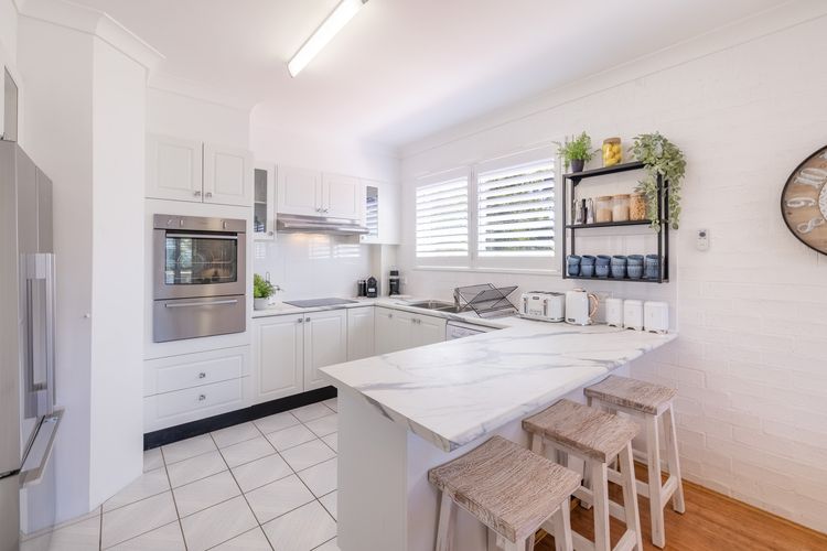 Cottage Court, 3/6-10 Weatherly Cl – Air Con, WiFi, Garage Parking