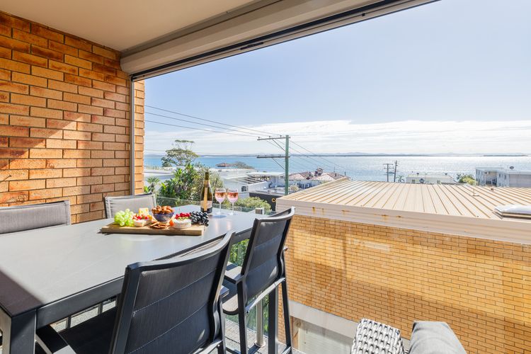The Crest, 6/6-8 Tomaree Rd – Bay Views, Coastal Escape – 100 metres to Shoal Bay Beach