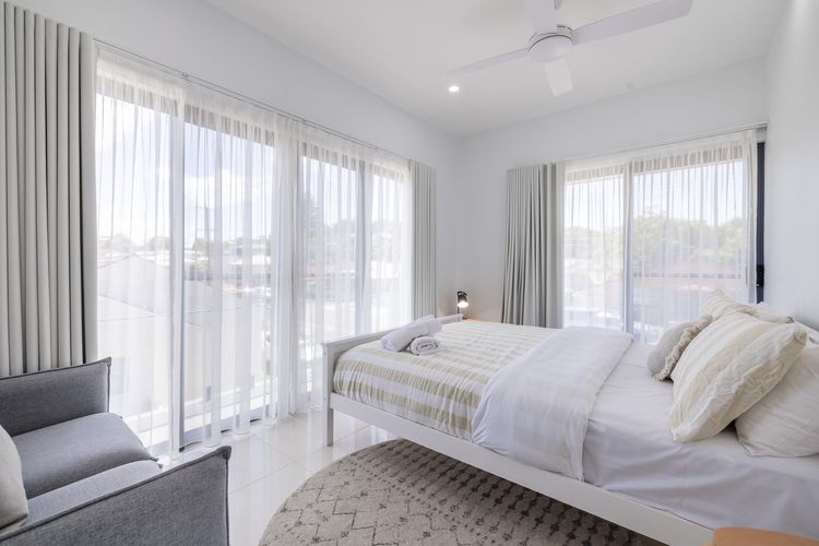 57 Tomaree Road House – Pool, Air-con, Wi-fi, Boat Parking