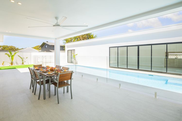 57 Tomaree Road House – Pool, Air-con, Wi-fi, Boat Parking
