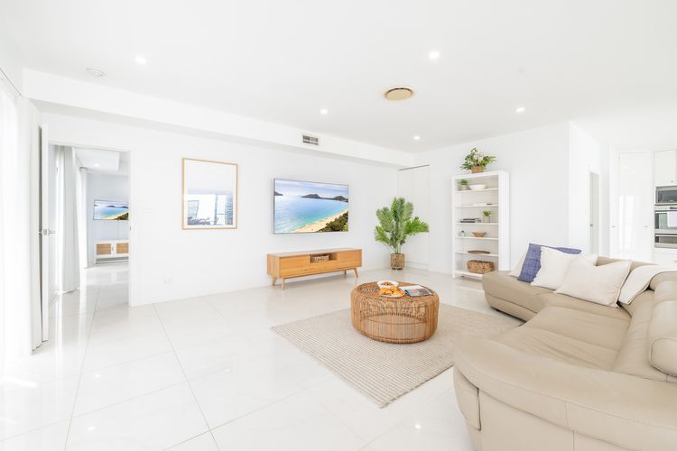 57 Tomaree Road House – Pool, Air-con, Wi-fi, Boat Parking