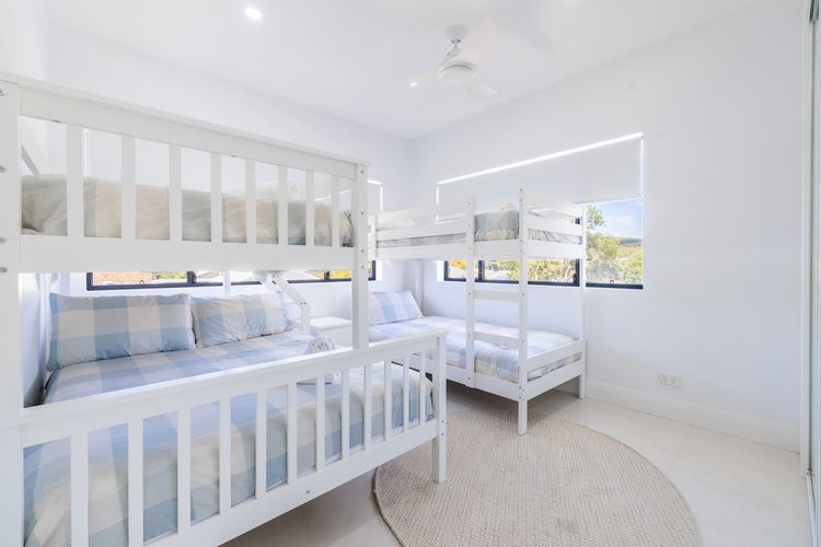 57 Tomaree Road Complex – House and Cabana with Pool, Air-con, Wi-fi, Boat Parking
