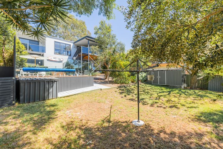 Belle Mer at the Bay, 86 Galoola Dr – Pool, Linen , Air Conditioning and Pet Friendly