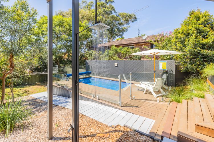 Belle Mer at the Bay, 86 Galoola Dr – Pool, Linen , Air Conditioning and Pet Friendly