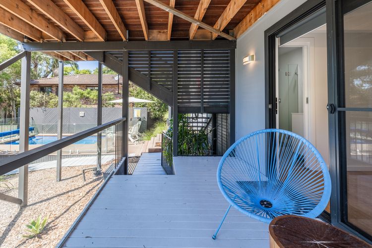 Belle Mer at the Bay, 86 Galoola Dr – Pool, Linen , Air Conditioning and Pet Friendly