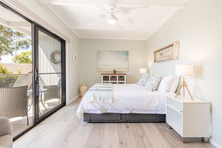 Belle Mer at the Bay, 86 Galoola Dr – Pool, Linen , Air Conditioning and Pet Friendly