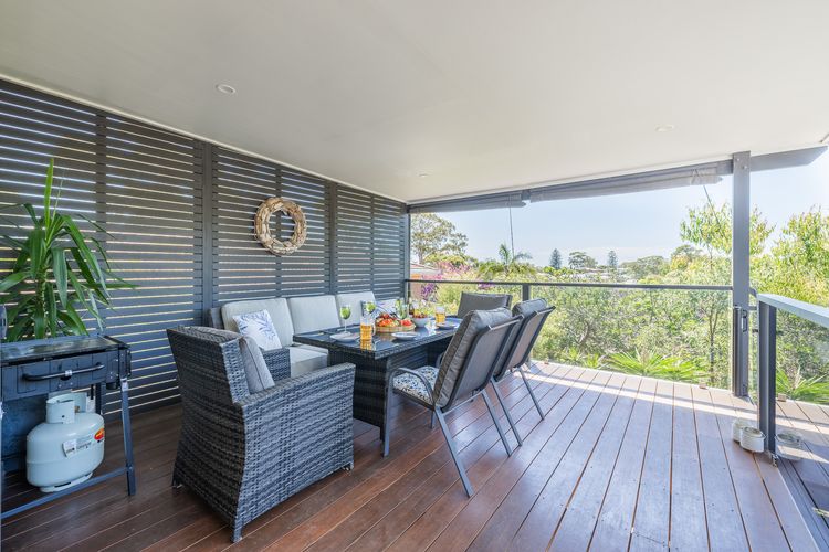 Belle Mer at the Bay, 86 Galoola Dr – Pool, Linen , Air Conditioning and Pet Friendly